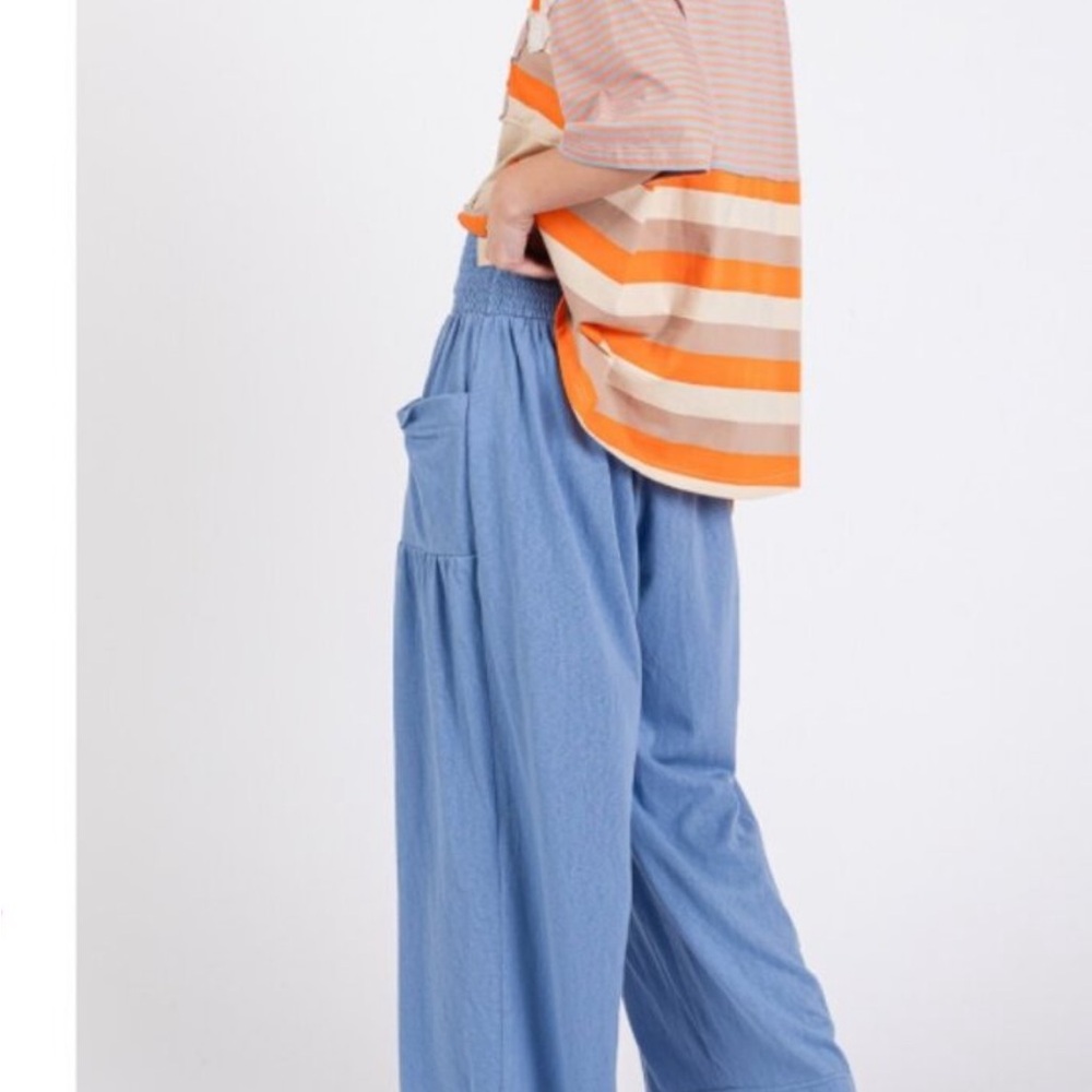 Stylish Blue Wide-Leg Women's Pants - Picture 3 of 4